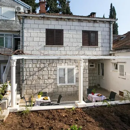 Kusalo- One Bedroom With Terrace דוברובניק